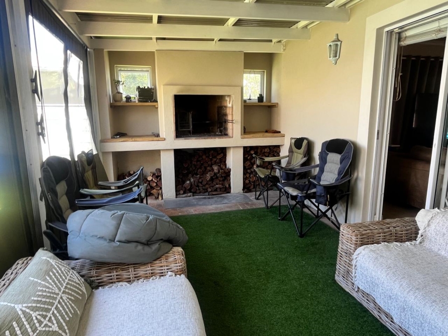 To Let 3 Bedroom Property for Rent in Sunningdale Western Cape